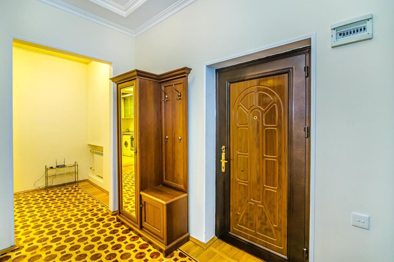 Apartment Sweet Баку Екстериор снимка