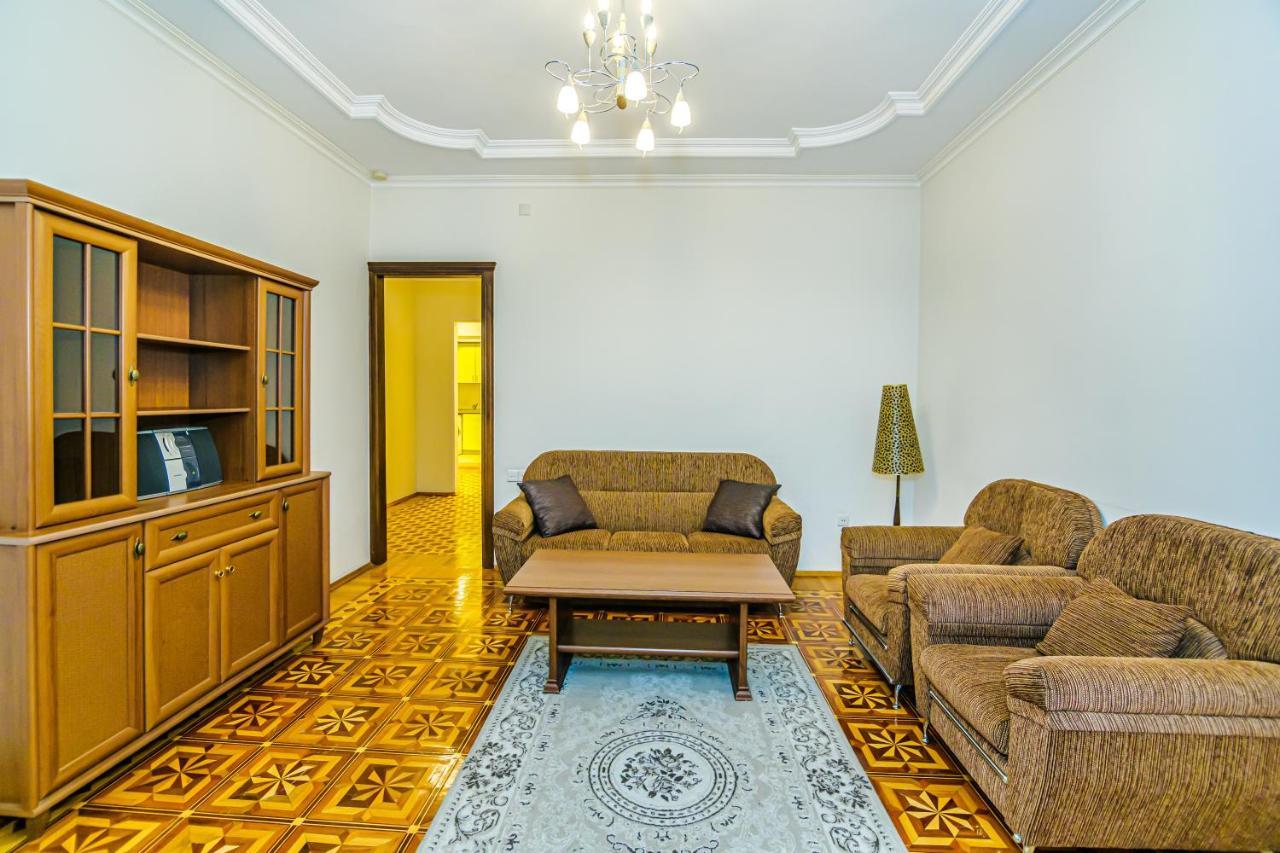 Apartment Sweet Баку Екстериор снимка
