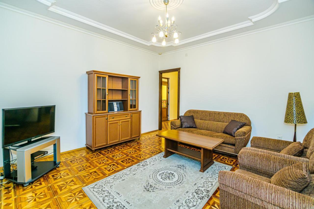 Apartment Sweet Баку Екстериор снимка