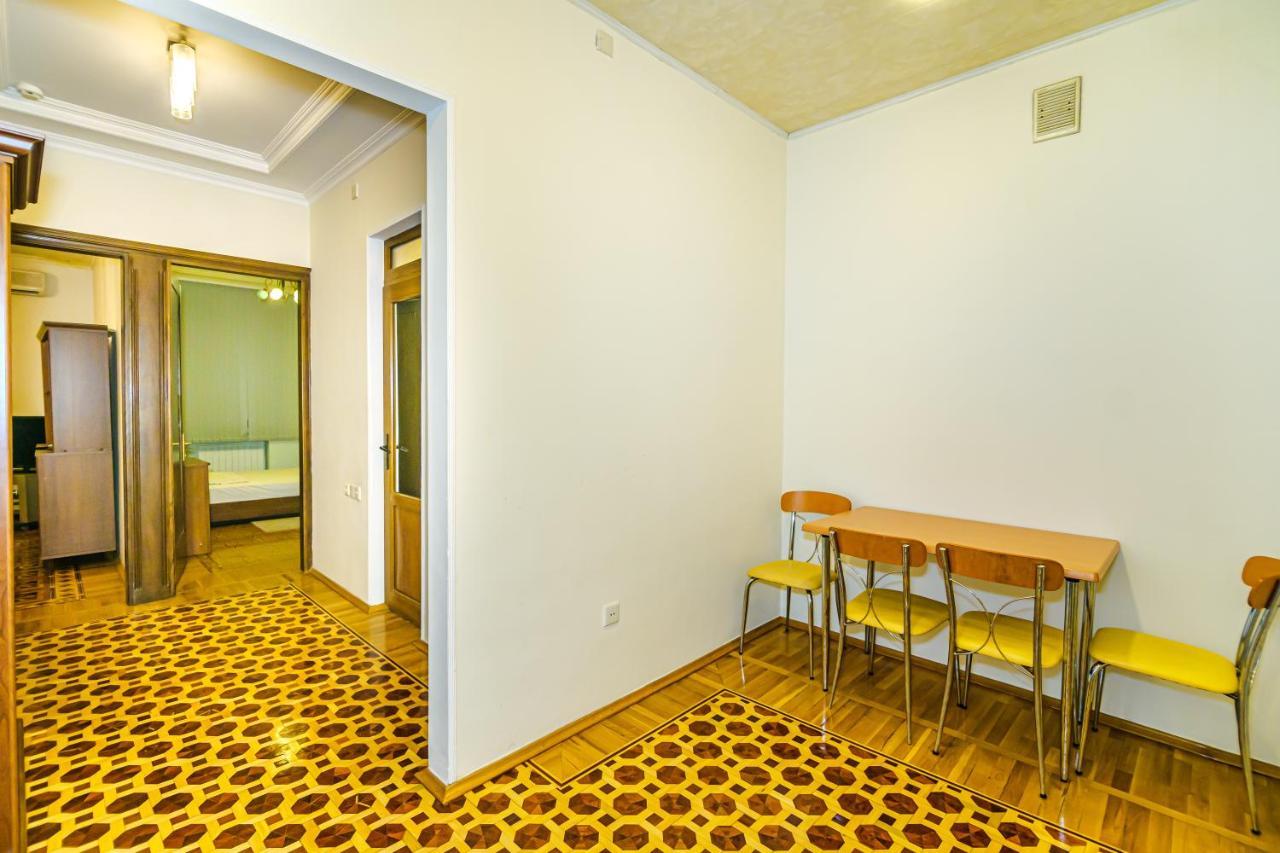 Apartment Sweet Баку Екстериор снимка