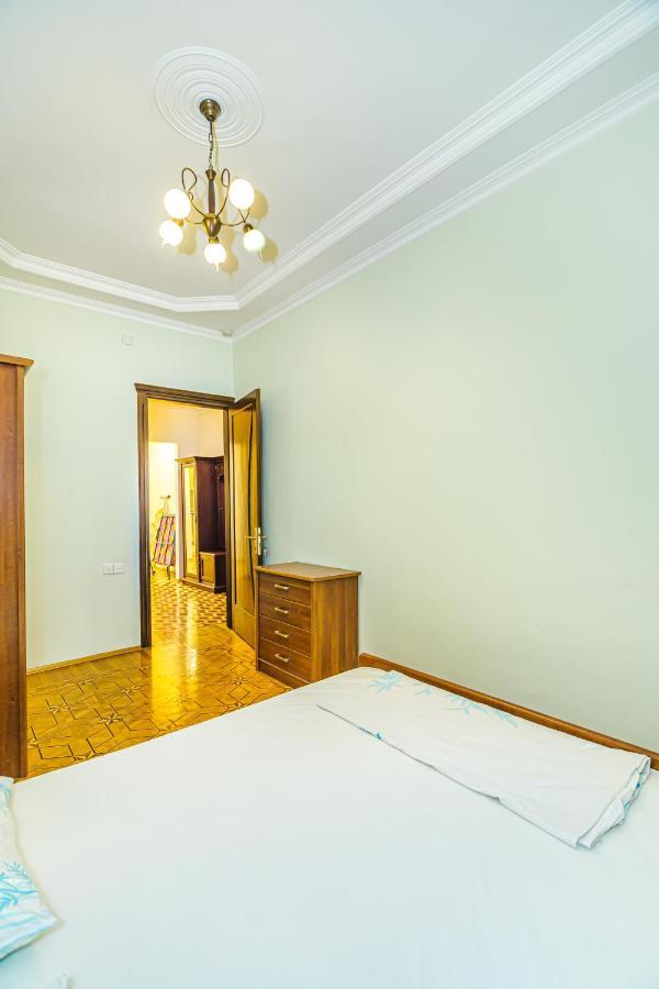 Apartment Sweet Баку Екстериор снимка