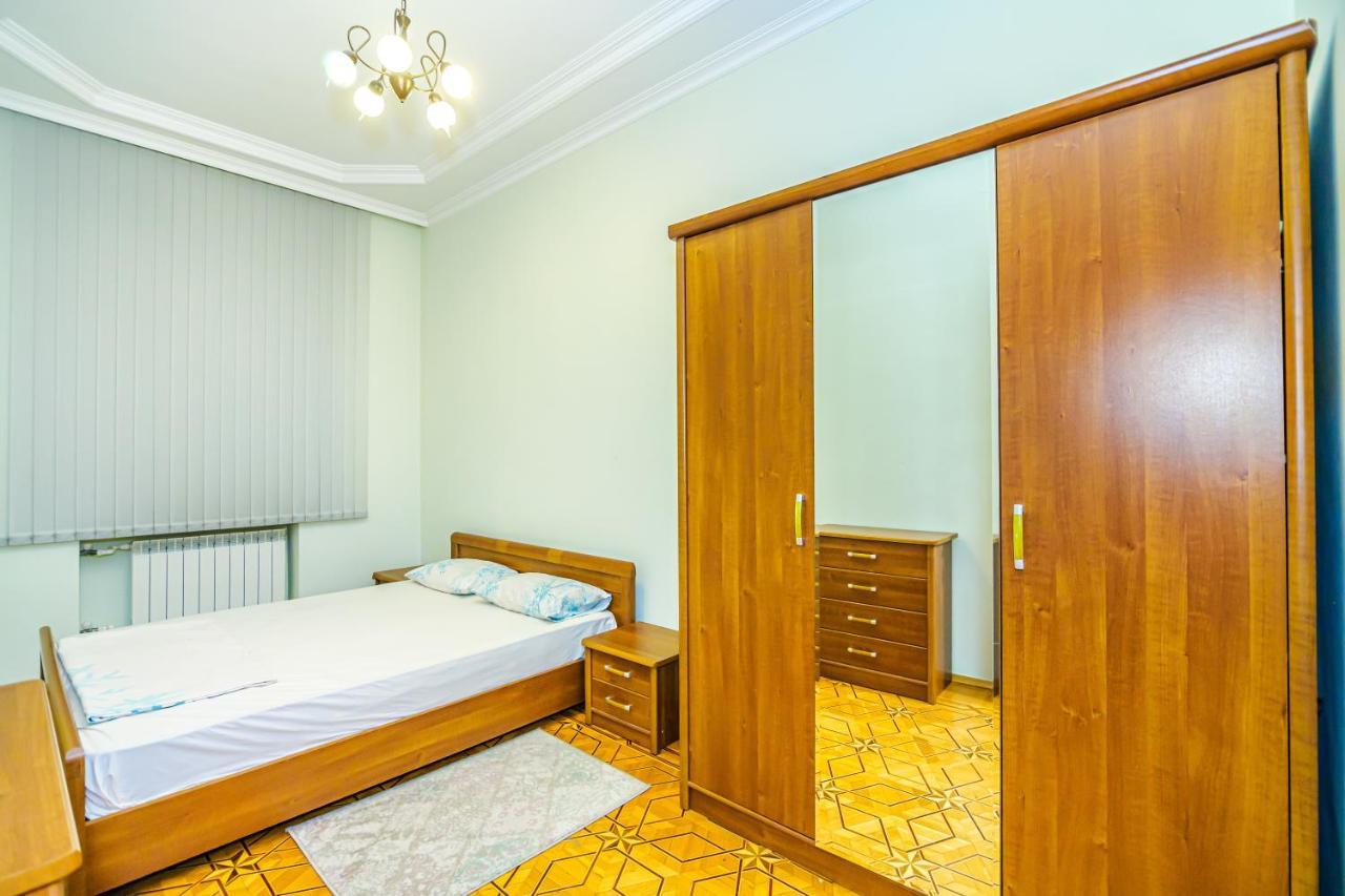 Apartment Sweet Баку Екстериор снимка